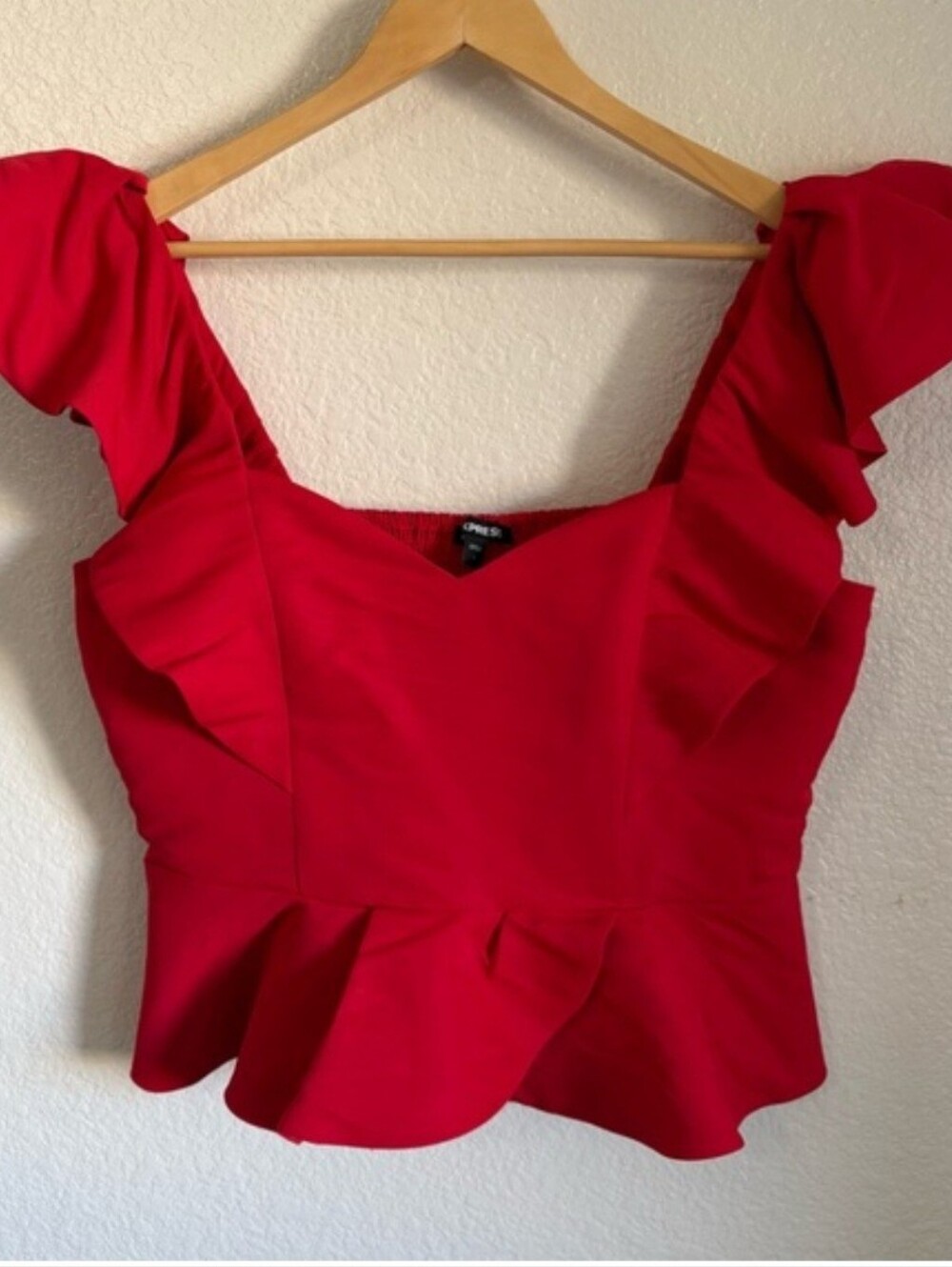 NWT Express Red Ruffle Sleeve Peplum Tank Top Sleeveless Blouse Size Large